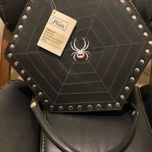 Spider purse